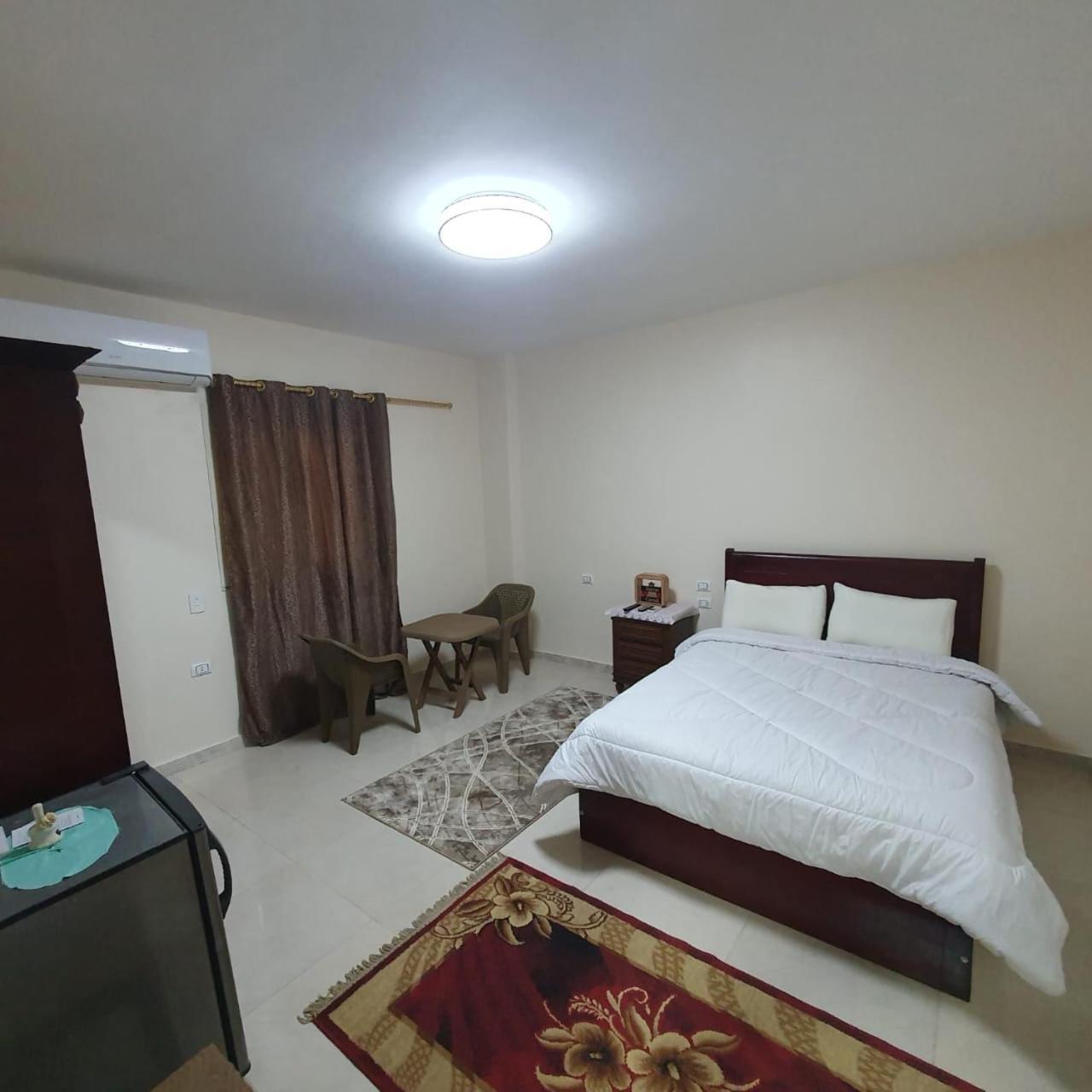 Sobba Pyramids View - Guest House Kafret el-Gabal Esterno foto