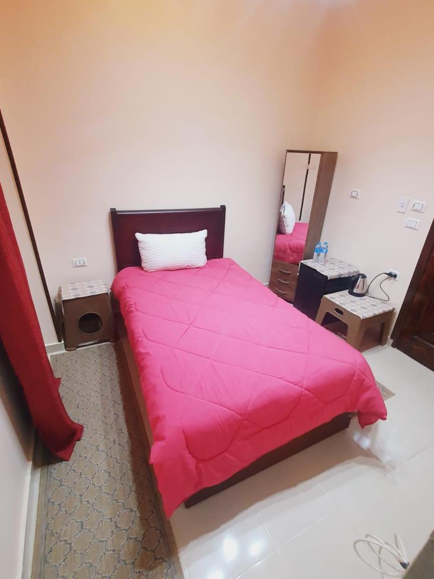 Sobba Pyramids View - Guest House Kafret el-Gabal Esterno foto