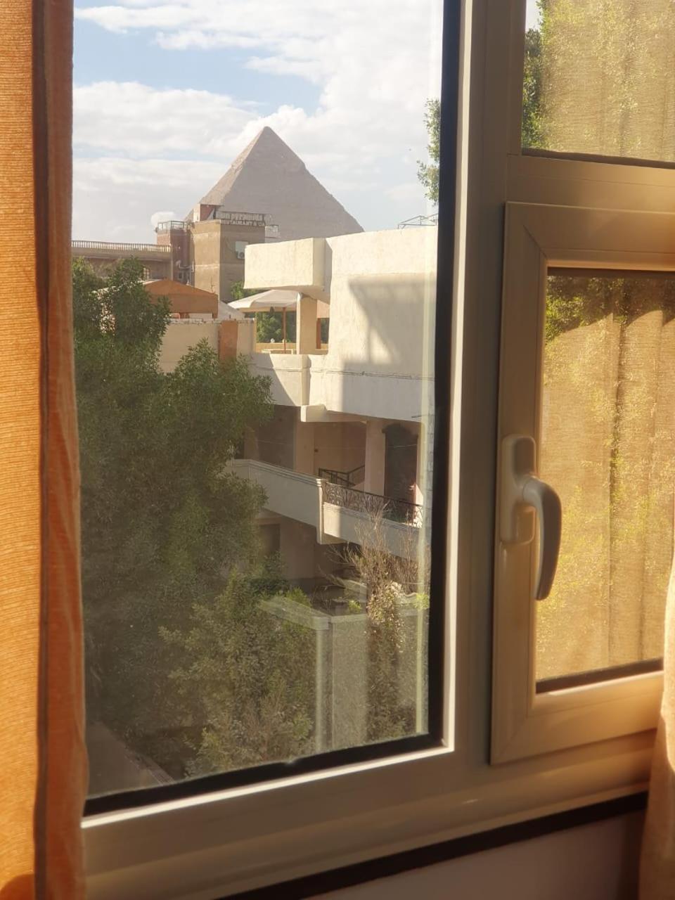Sobba Pyramids View - Guest House Kafret el-Gabal Esterno foto